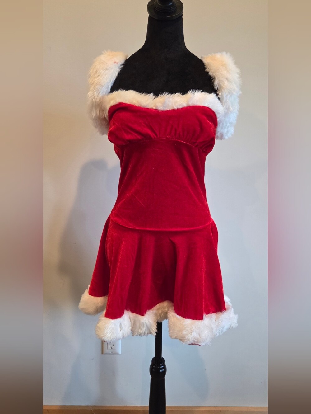Red Velvet Holiday Strapless Dress with White Faux Fur Trim